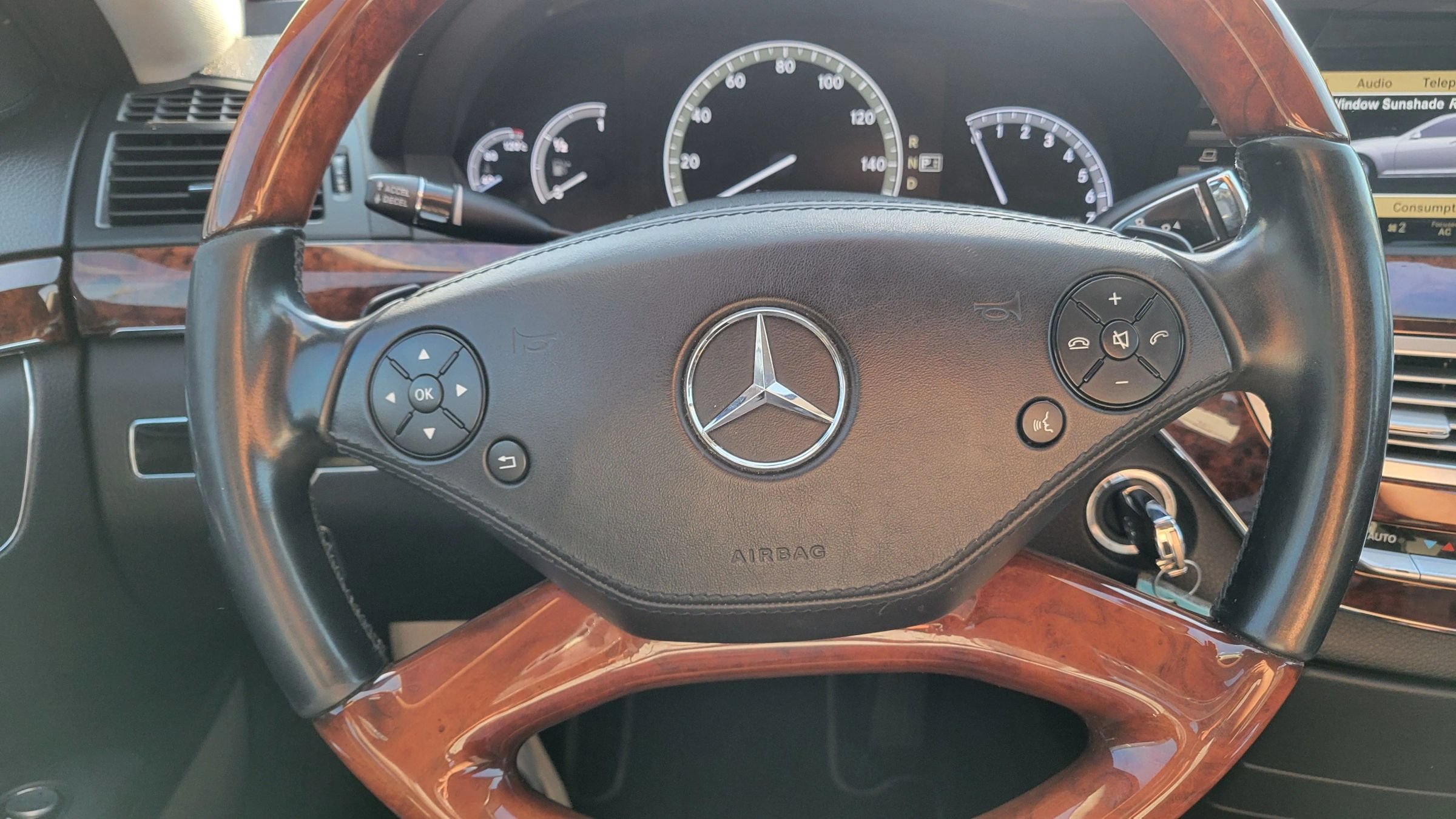 Used 2012 Mercedes-Benz S 550 4MATIC w/ Premium 2 Pkg image 30