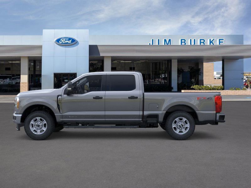 New 2026 Ford F250 XLT w/ FX4 Off-Road Package AWD/4WD image 3