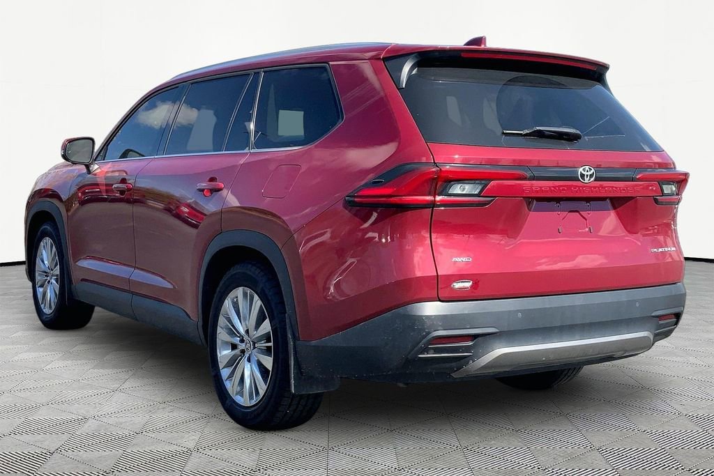 Used 2024 Toyota Grand Highlander Platinum image 4