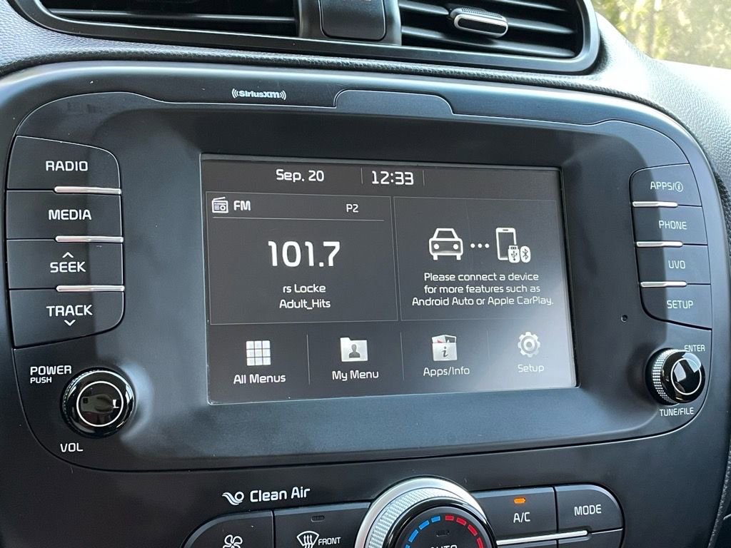 Used 2019 Kia Soul + image 8