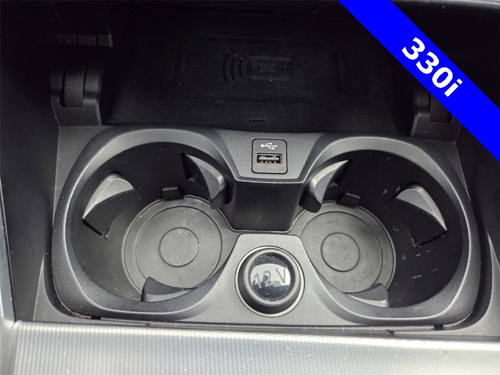 Used 2020 BMW 330i Sedan w/ Convenience Package image 28