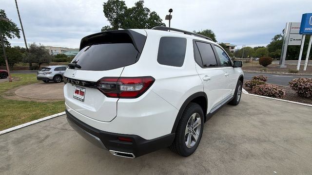 New 2026 Honda Pilot EX-L image 4