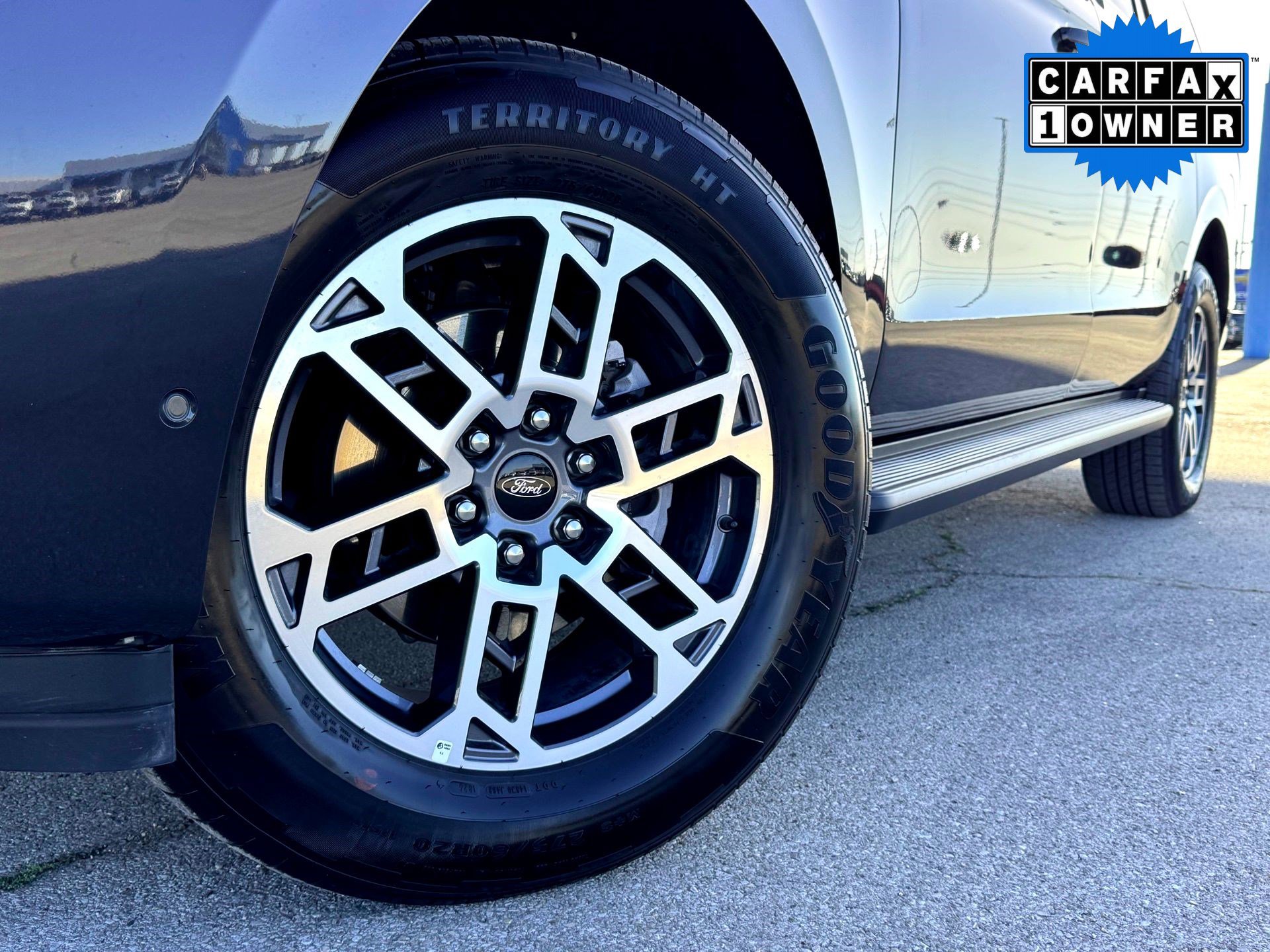 Used 2025 Ford Expedition Max Active image 2