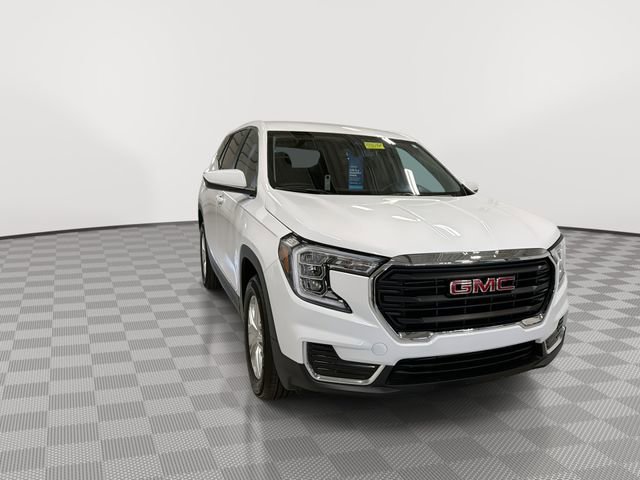 Certified 2024 GMC Terrain SLE image 2