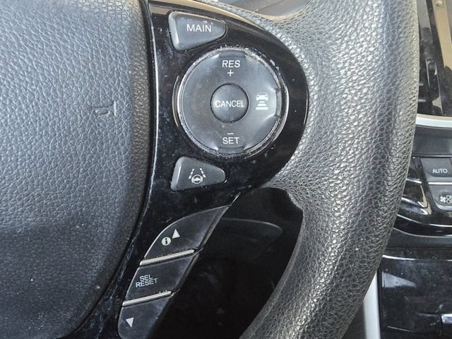 Used 2016 Honda Accord EX image 10