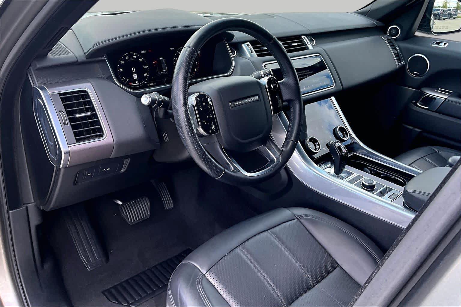 Used 2019 Land Rover Range Rover Sport HSE AWD/4WD image 16