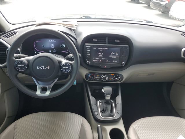 Certified 2023 Kia Soul LX image 10