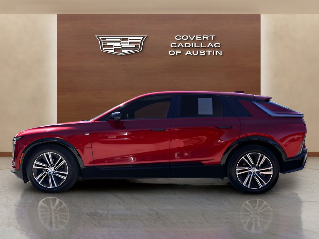 Certified 2024 Cadillac Lyriq Luxury RWD image 2