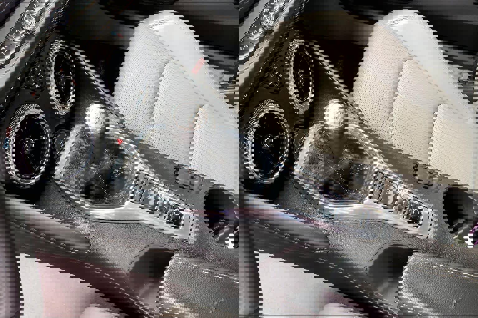 Used 2017 Chevrolet Camaro LT image 15