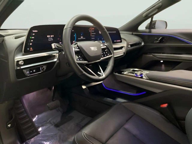 Used 2024 Cadillac Lyriq Sport RWD image 59