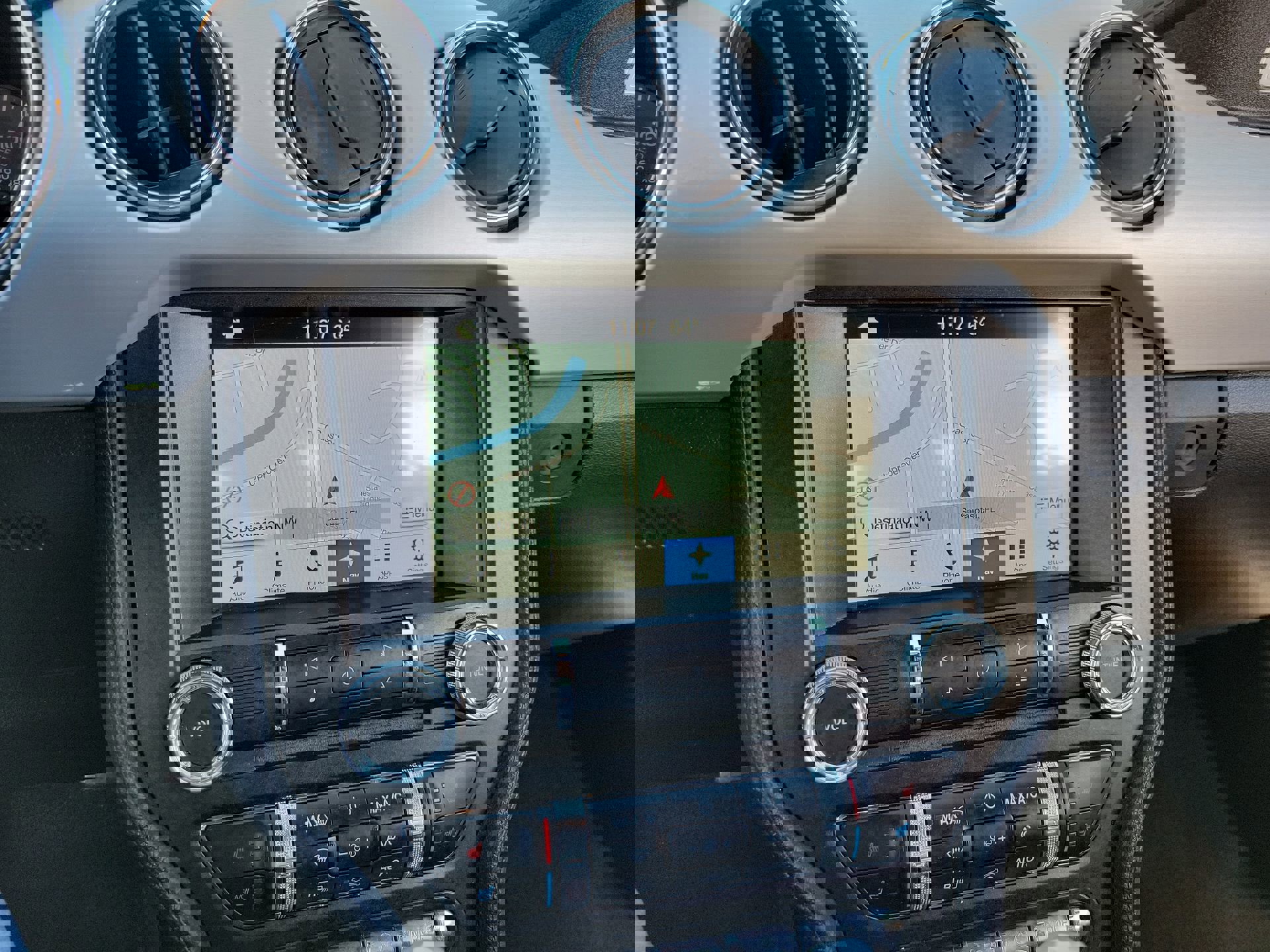 Used 2017 Ford Mustang Premium image 23