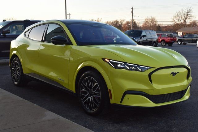 Used 2025 Ford Mustang Mach-E Premium image 7