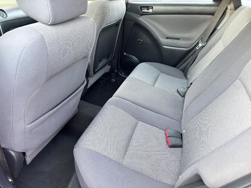 Used 2007 Toyota Matrix FWD image 9