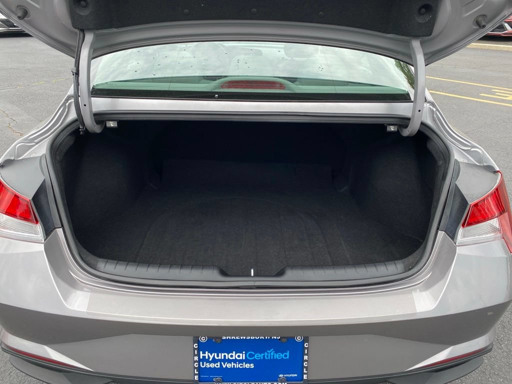 Certified 2023 Hyundai Elantra SEL FWD image 16