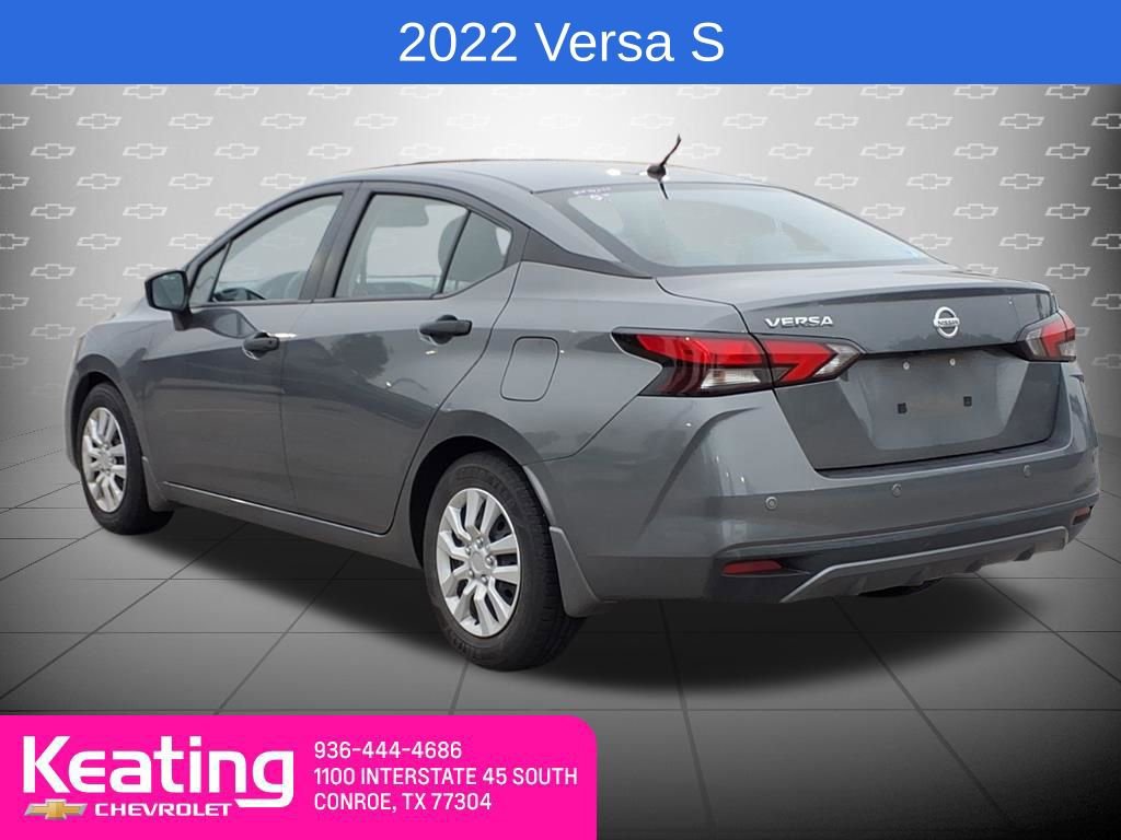 Used 2022 Nissan Versa S FWD image 2