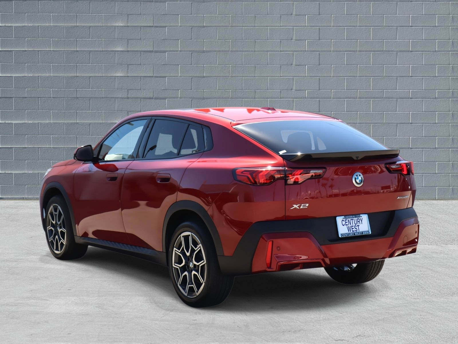 Used 2024 BMW X2 xDrive28i image 7