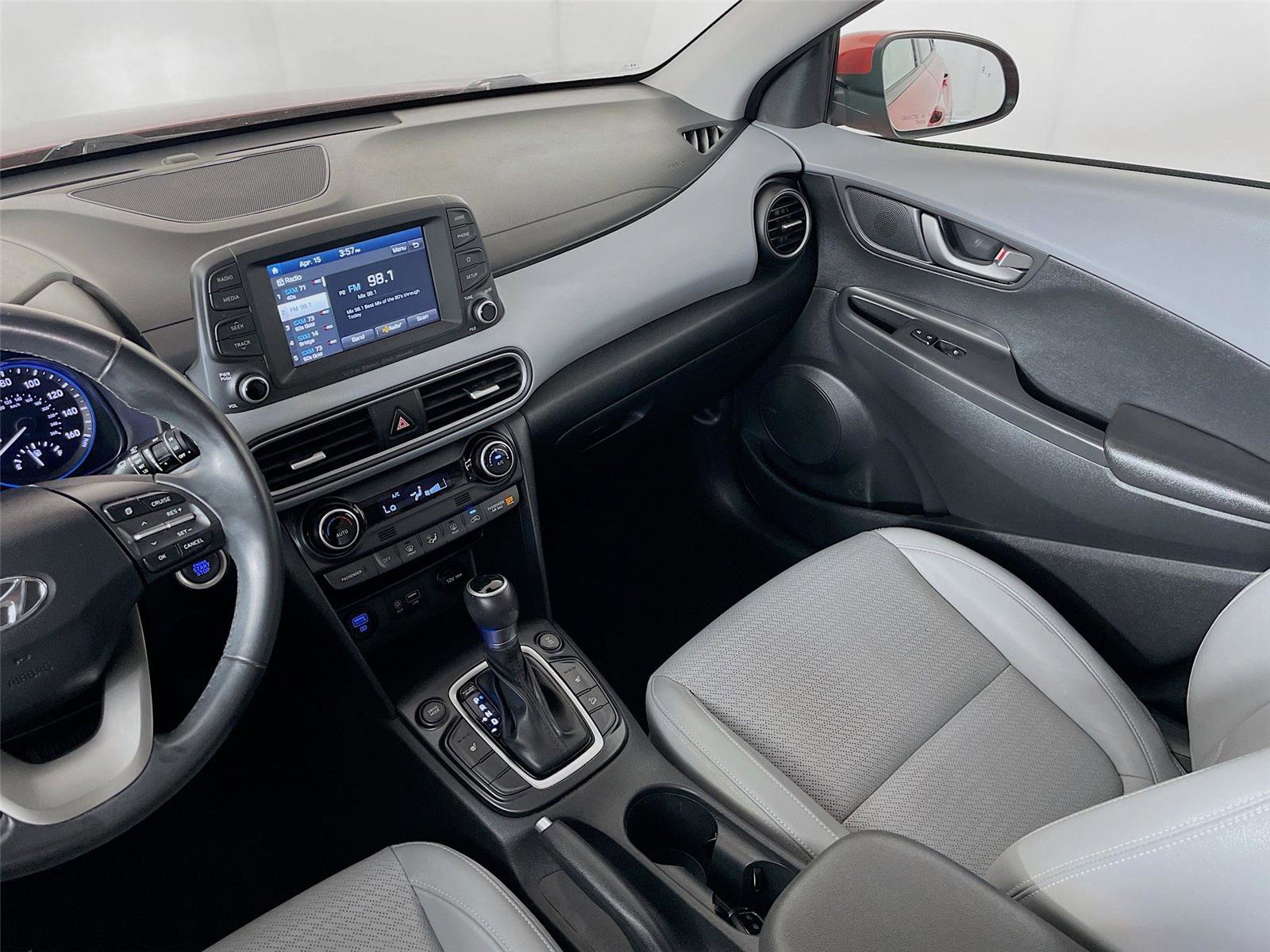 Used 2019 Hyundai Kona Limited AWD/4WD image 26