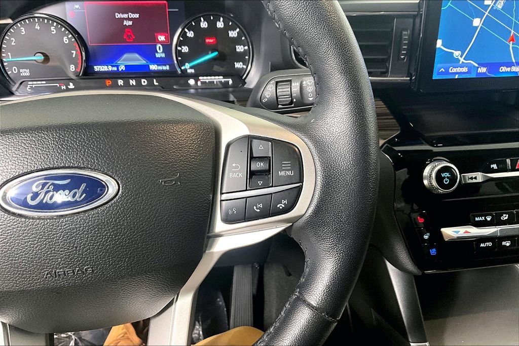 Used 2024 Ford Explorer Limited image 19