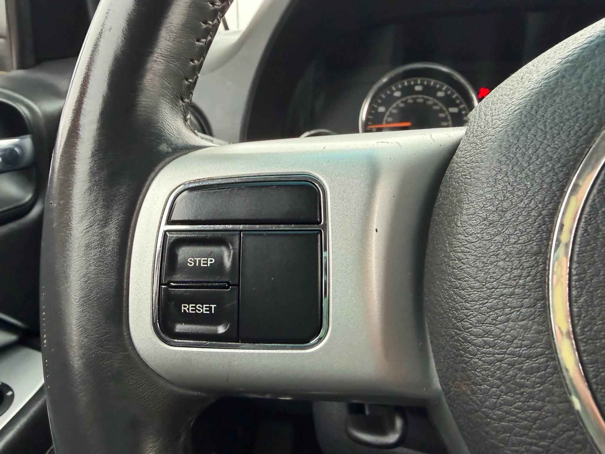 Used 2015 Jeep Compass High Altitude image 17