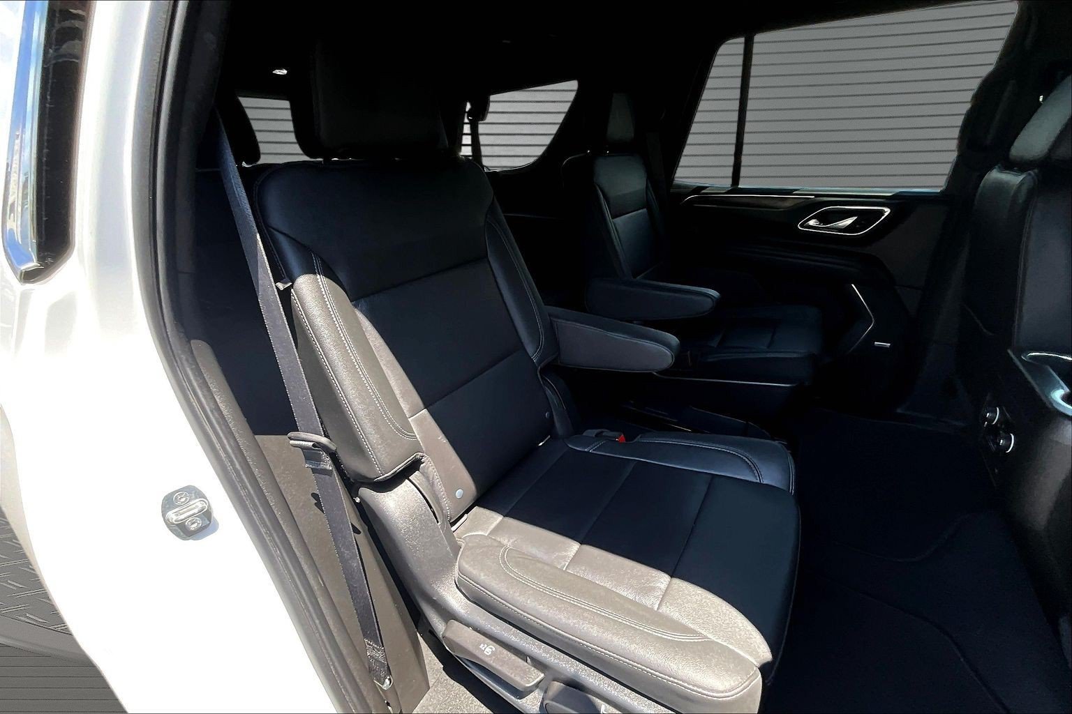 Used 2022 Chevrolet Tahoe LT AWD/4WD image 16