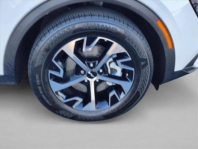 Used 2024 Kia Sportage EX FWD image 22