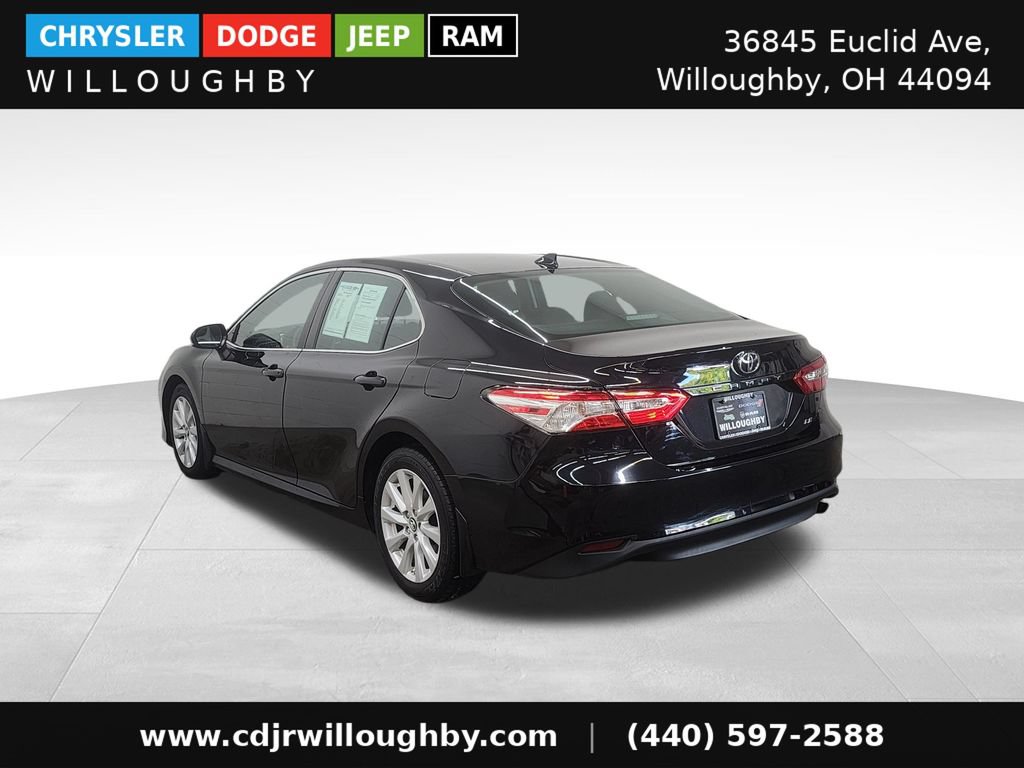 Used 2019 Toyota Camry LE FWD image 7