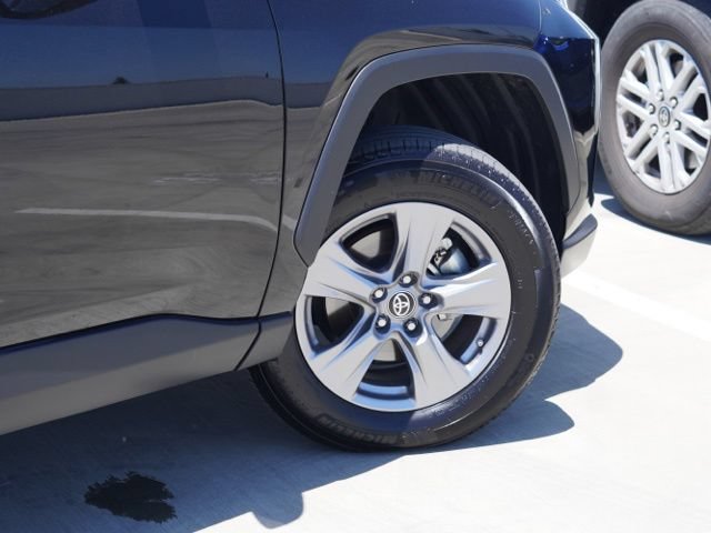 Used 2024 Toyota RAV4 LE AWD/4WD image 9