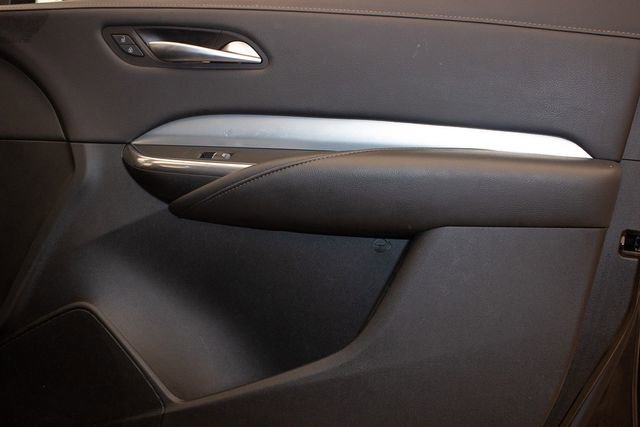 Used 2023 Cadillac XT4 Premium Luxury image 11