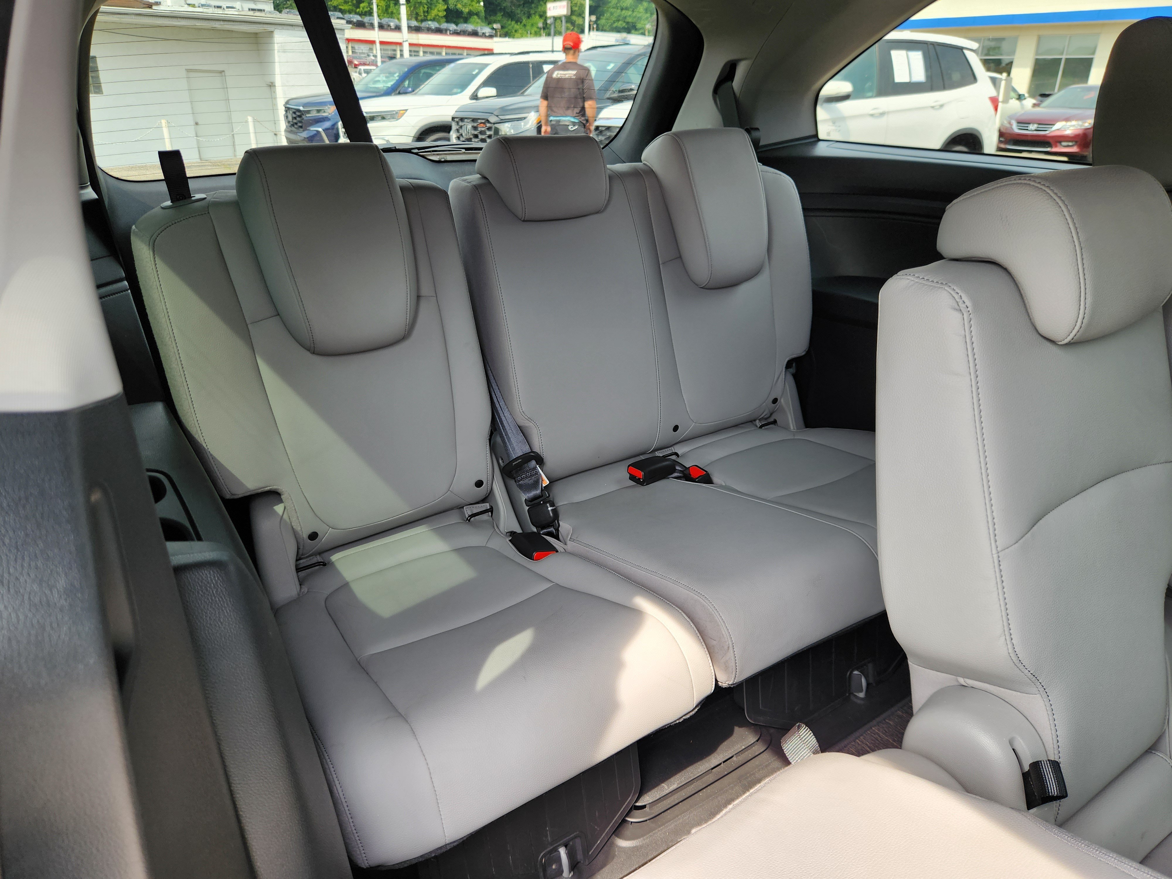 Certified 2024 Honda Odyssey EX-L image 13