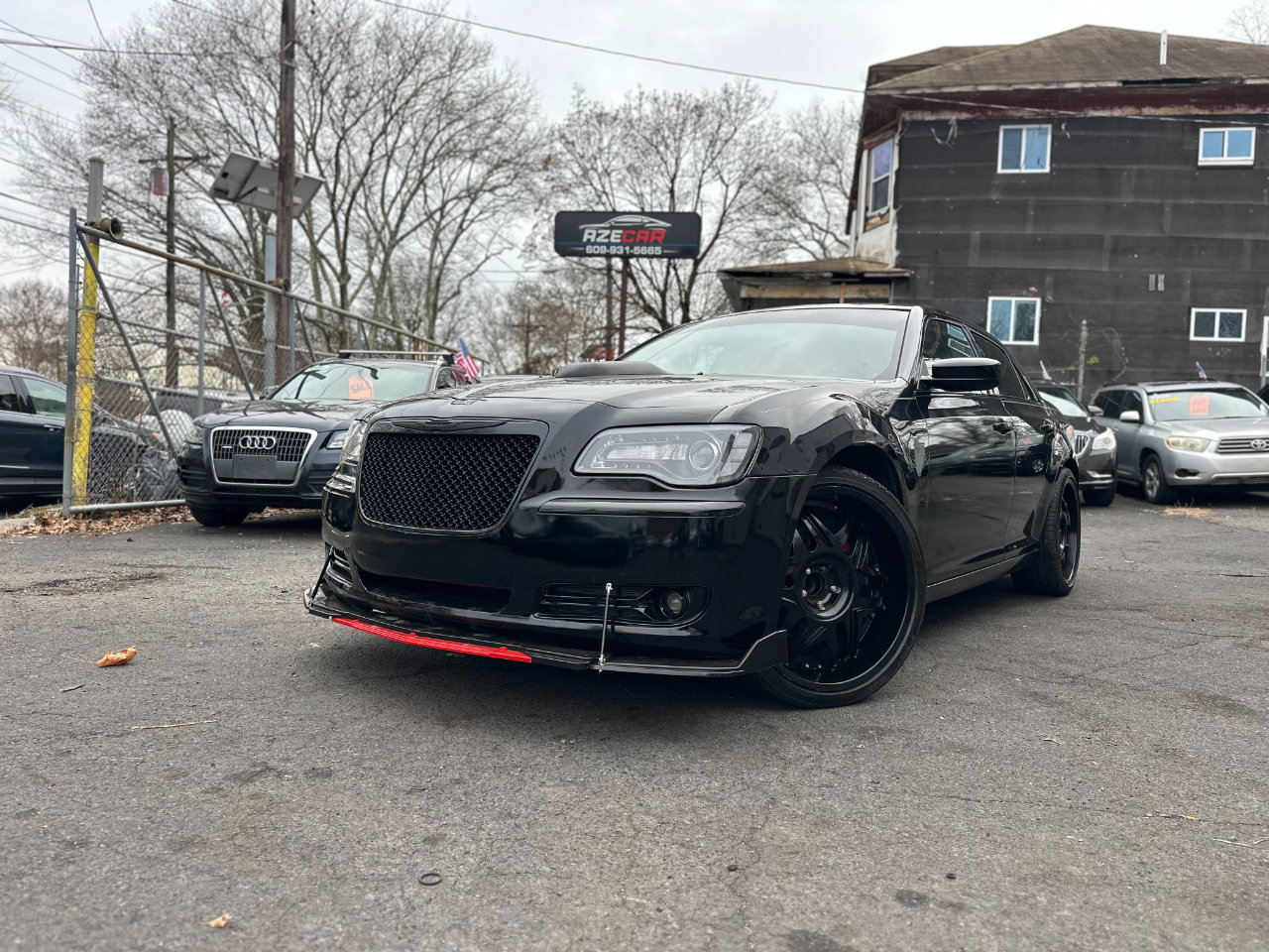 Used 2014 Chrysler 300 C image 5