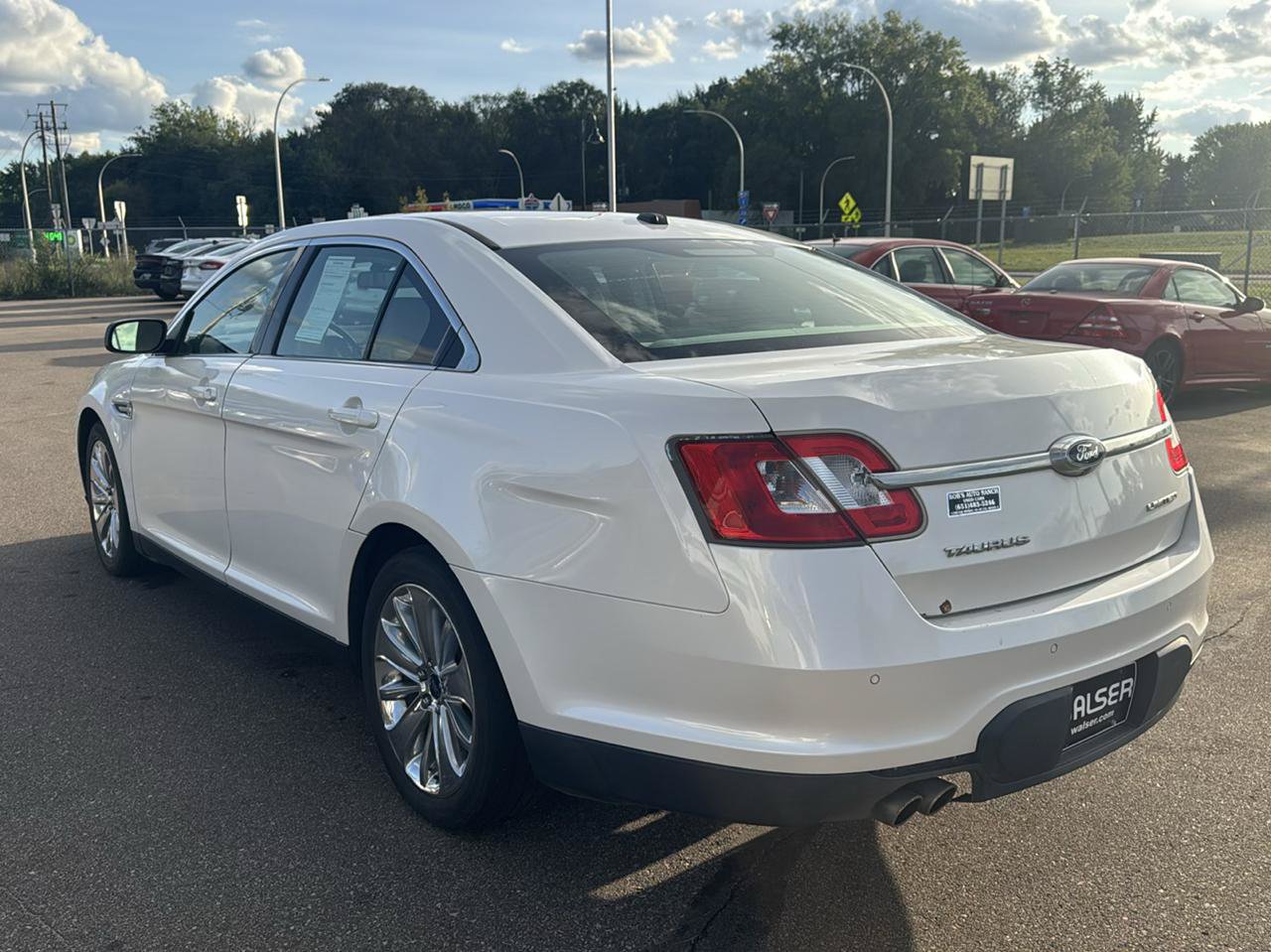 Used 2012 Ford Taurus Limited FWD image 7