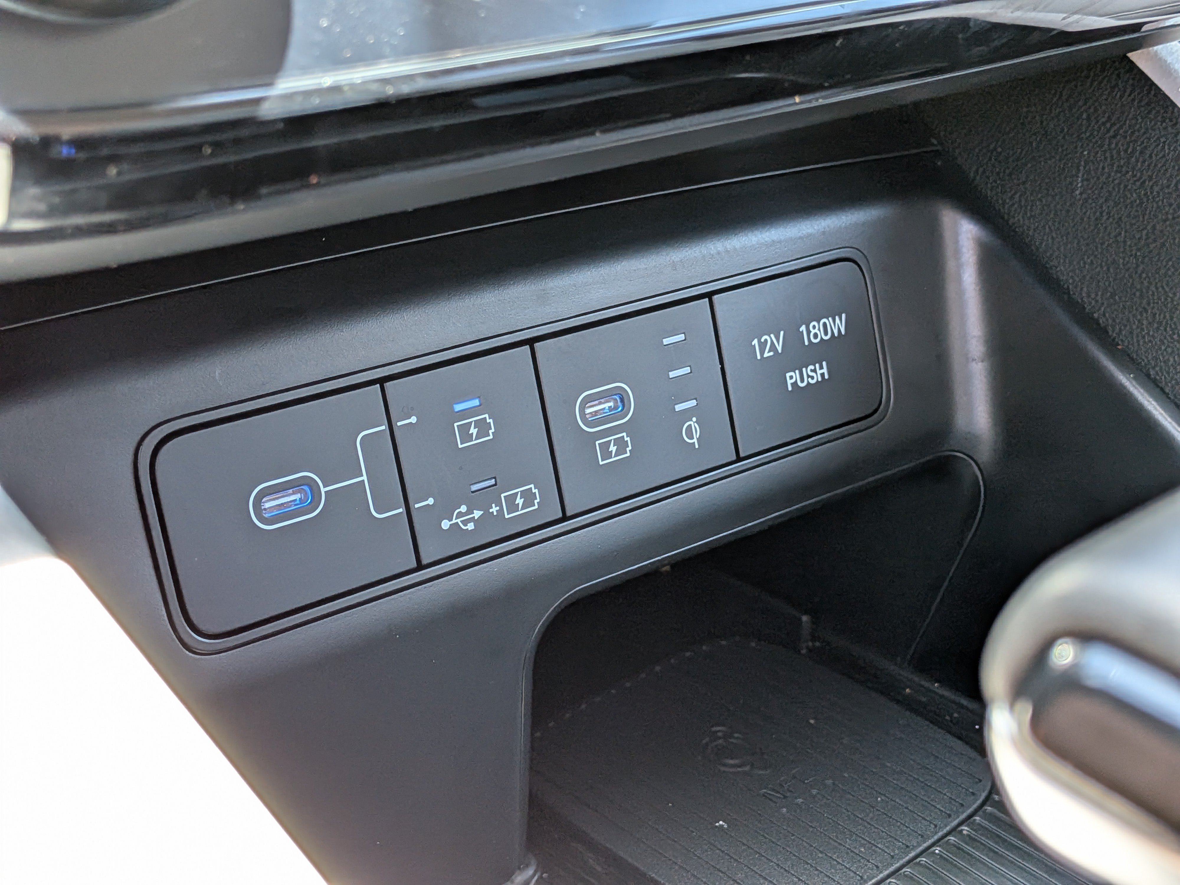 Used 2025 Hyundai Tucson SEL FWD image 33