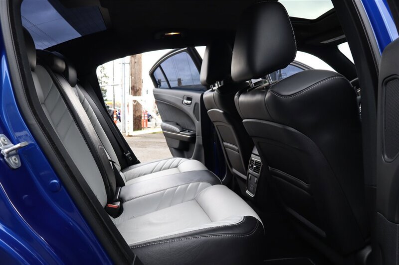 Used 2022 Dodge Charger SRT Hellcat RWD image 28