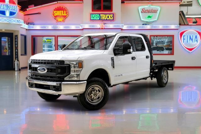 Used 2022 Ford F250 XL w/ Power Equipment Group AWD/4WD image 2