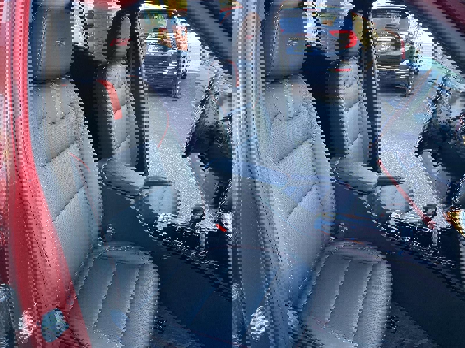 Certified 2025 Chevrolet Trax RS w/ Driver Confidence Package image 30