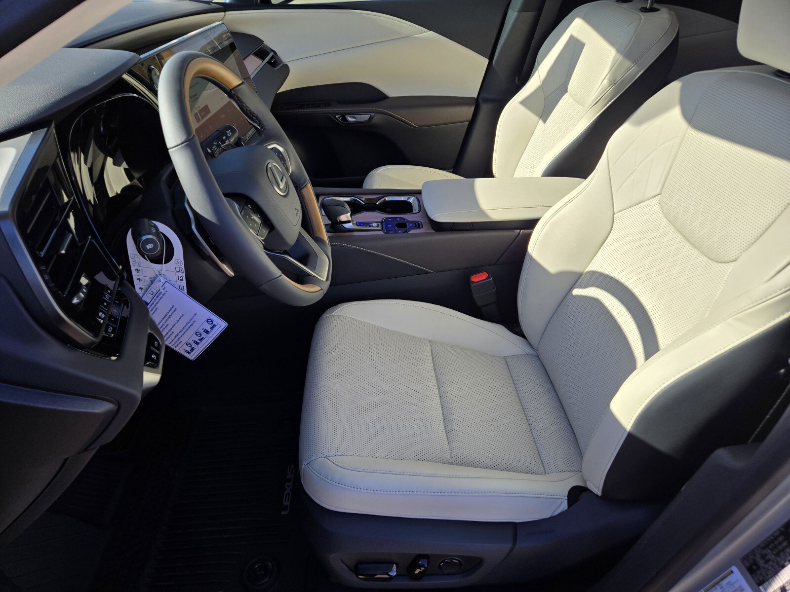 New 2026 Lexus RX 350 Premium Plus AWD/4WD image 6