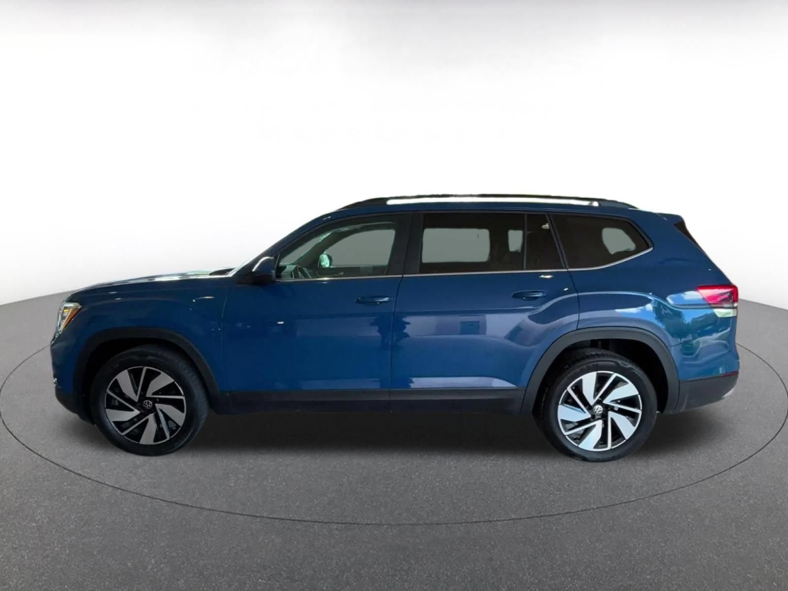 Used 2026 Volkswagen Atlas SE AWD/4WD image 7