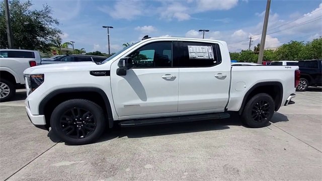 Used 2023 GMC Sierra 1500 Elevation w/ Preferred Package image 7