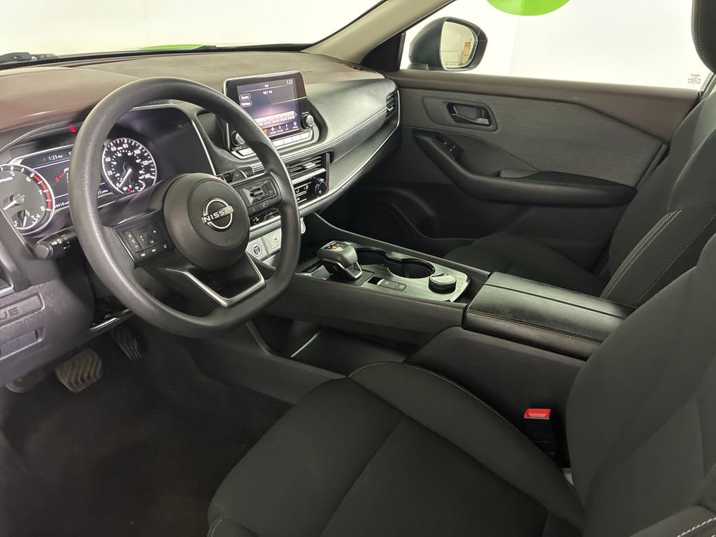Used 2023 Nissan Rogue S AWD/4WD image 19