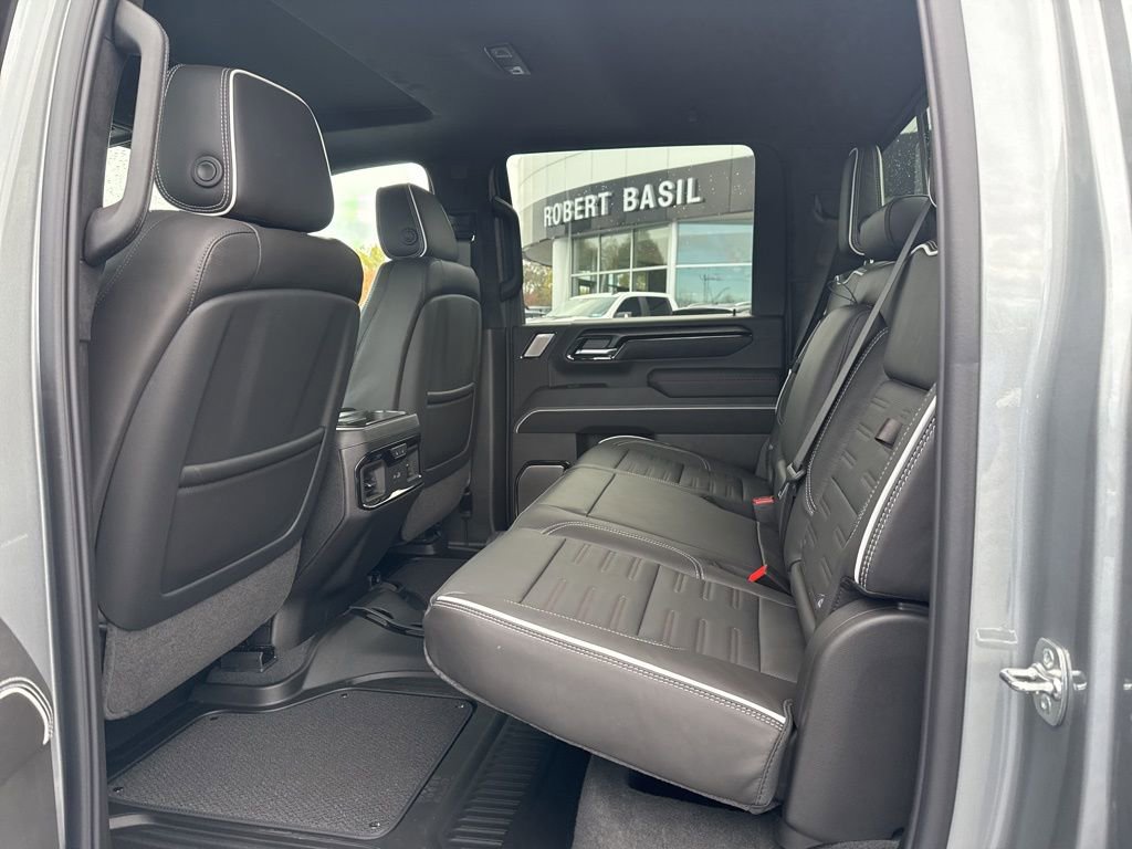 New 2026 GMC Sierra 2500 AT4X image 4