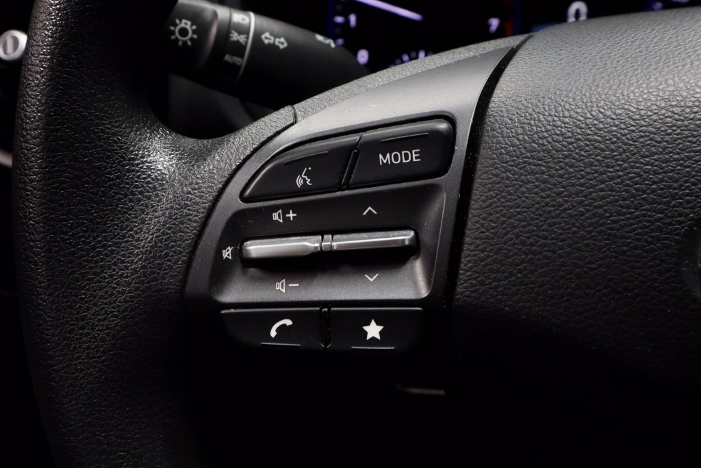 Used 2022 Hyundai Kona SEL FWD image 26