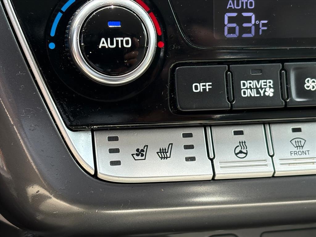 Used 2019 Hyundai Sonata Limited FWD image 12