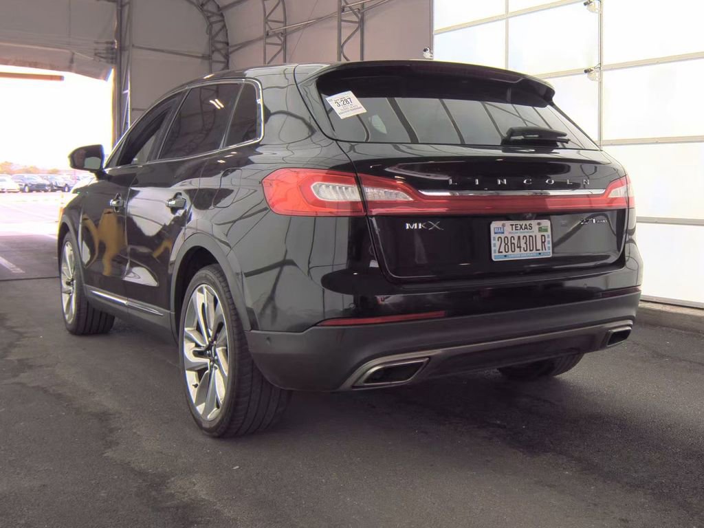 Used 2018 Lincoln MKX Reserve w/ Luxury Package image 4