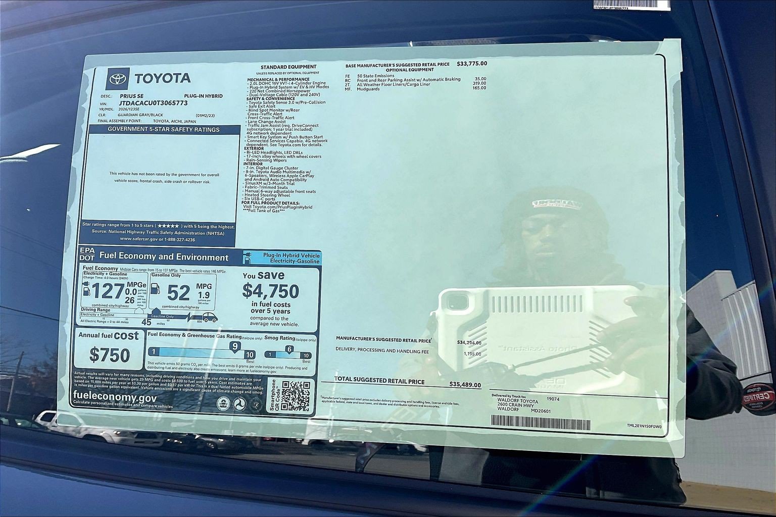 New 2026 Toyota Prius Plug-In Hybrid FWD image 18
