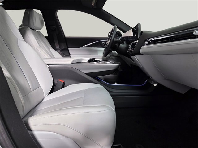 Certified 2024 Cadillac Lyriq Luxury image 14