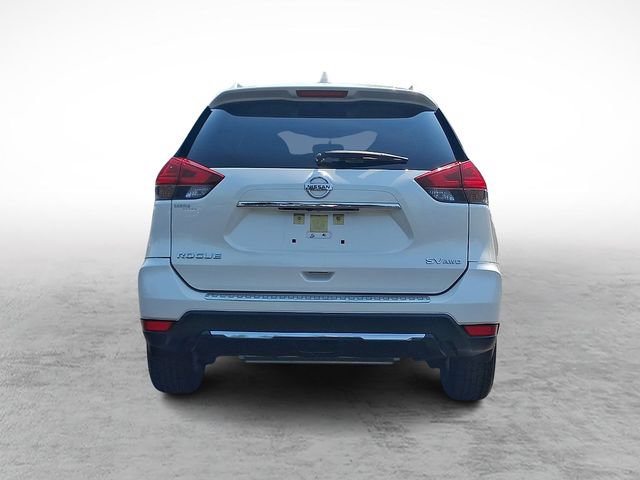Used 2017 Nissan Rogue SV AWD/4WD image 5