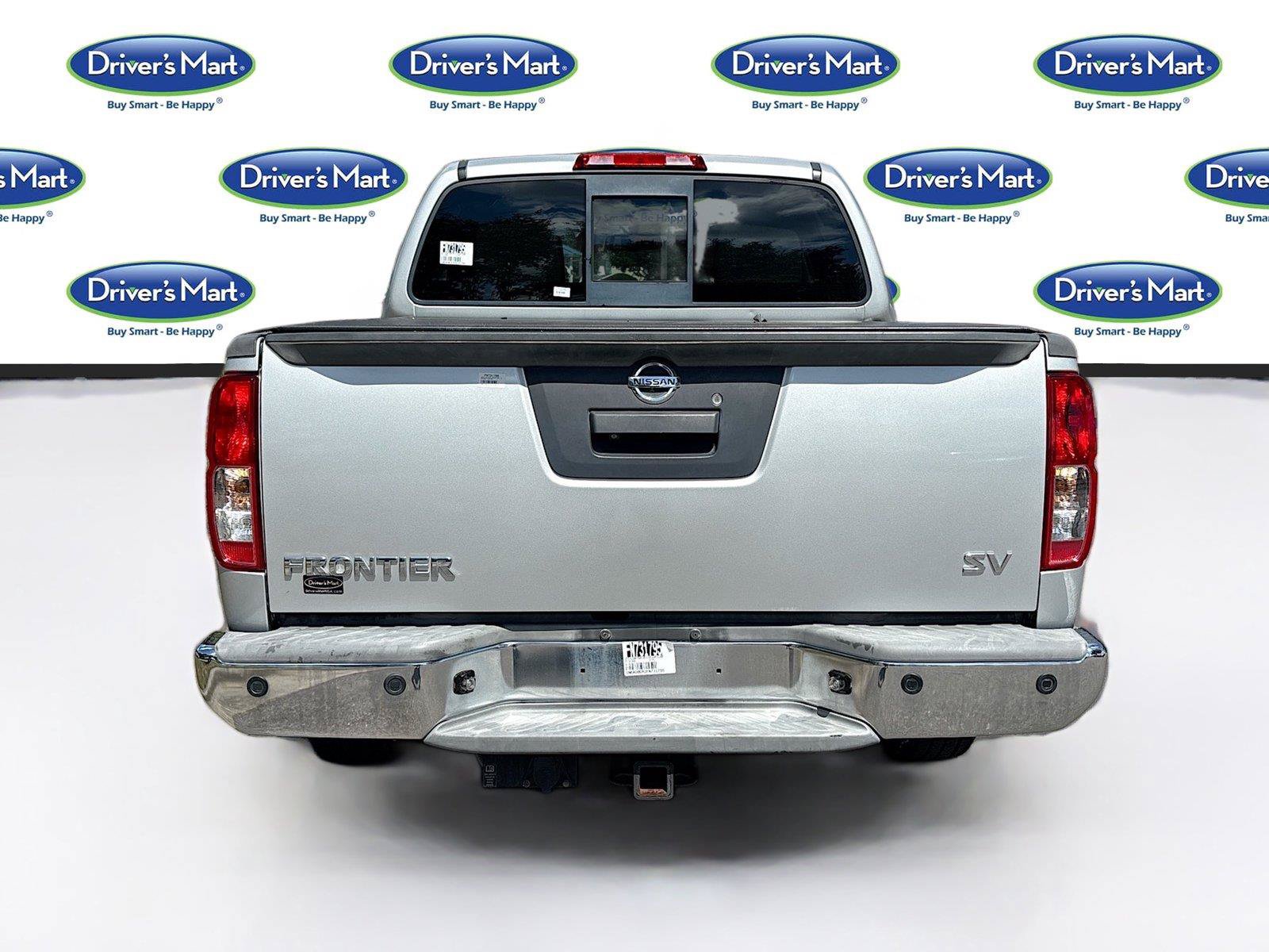 Used 2015 Nissan Frontier SV w/ SV Value Truck Package RWD image 6