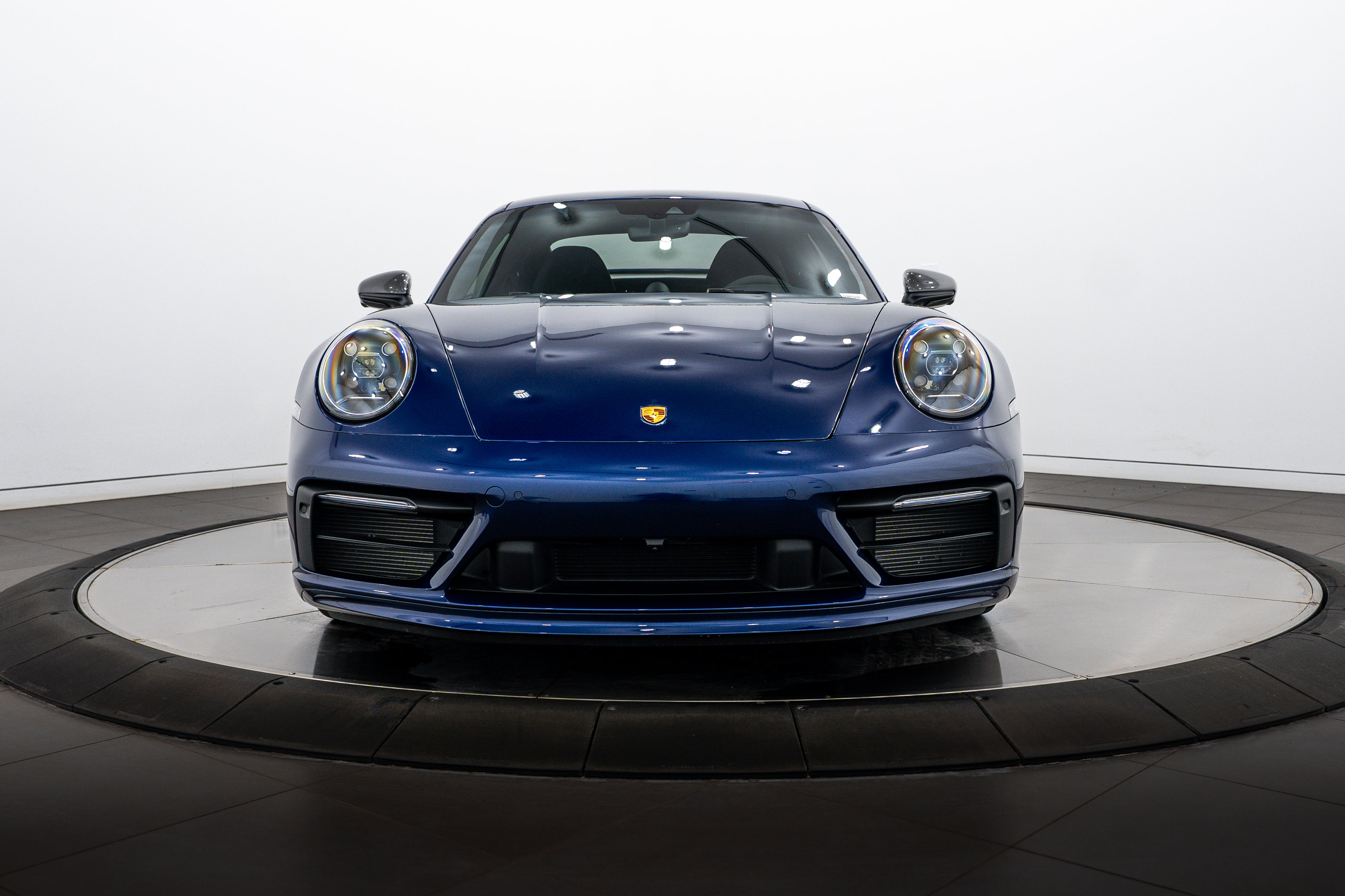 Certified 2024 Porsche 911 Carrera T image 10