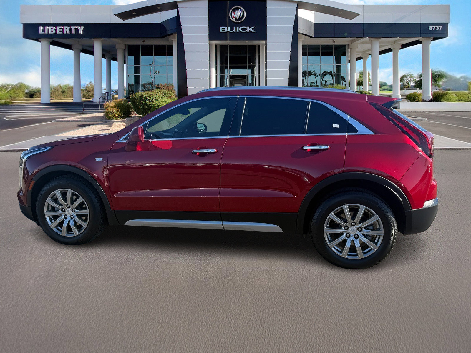 Used 2020 Cadillac XT4 Premium Luxury w/ Driver Awareness Package image 7