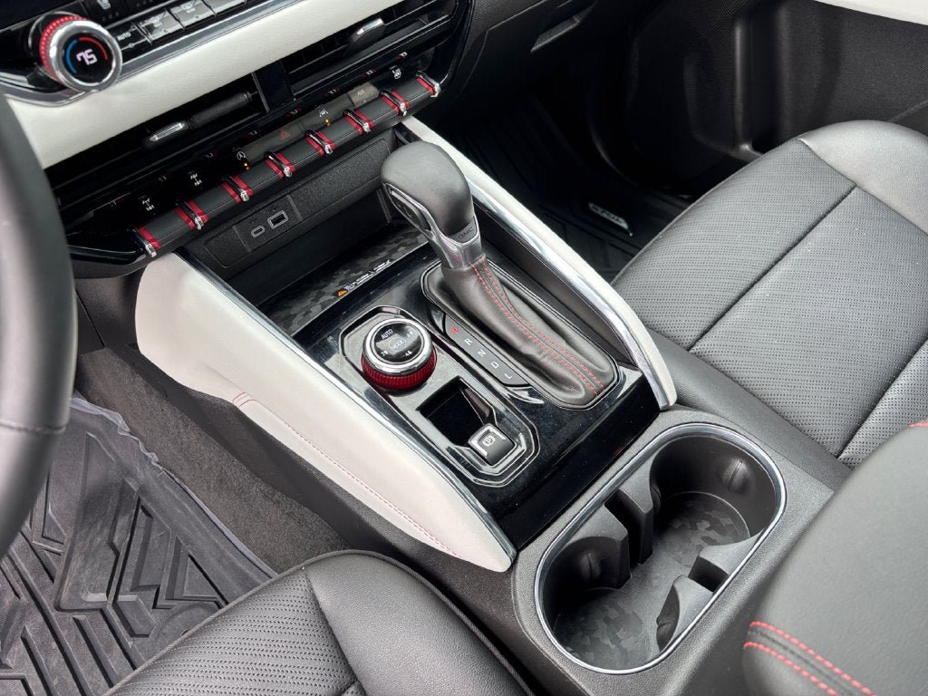 Used 2024 GMC Canyon AT4X AWD/4WD image 19